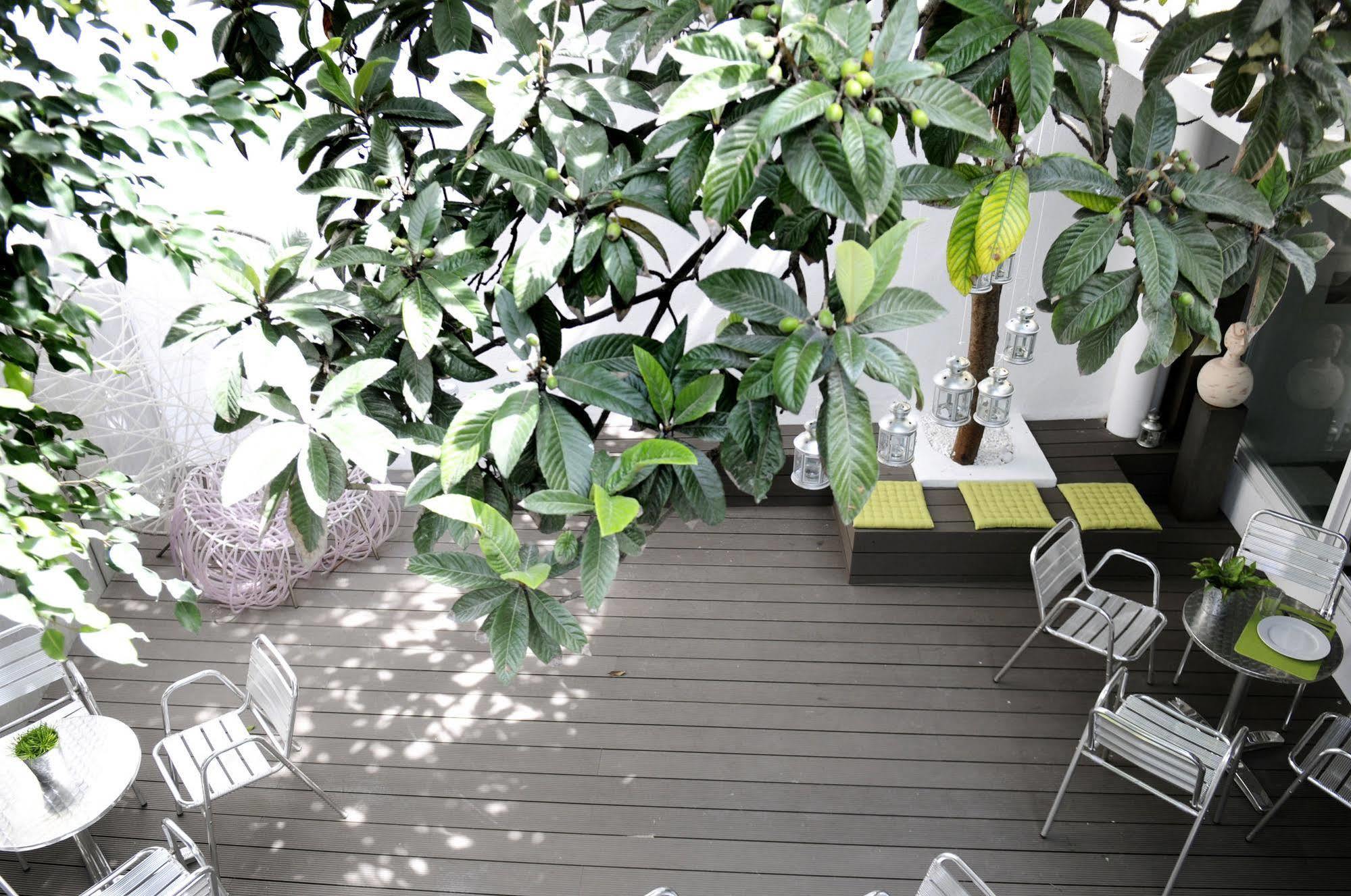 Hello Lisbon Santa Catarina Suites Bagian luar foto