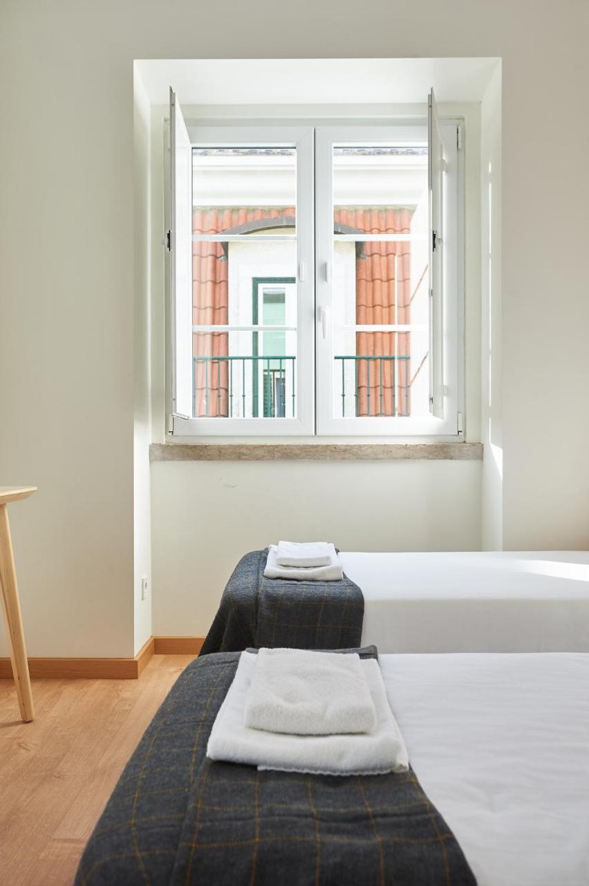 Hello Lisbon Santa Catarina Suites Bagian luar foto